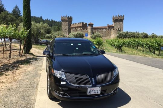 6-Hour Private Napa Wine Tour in a Lincoln MKT Crossover (up to 4 Passengers)